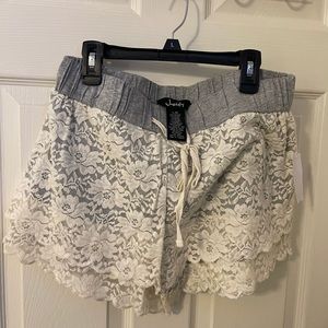 Justify Women’s Lace Shorts NWT